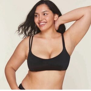 NWT Andie The Rockaway Bikini Top in Black sz M